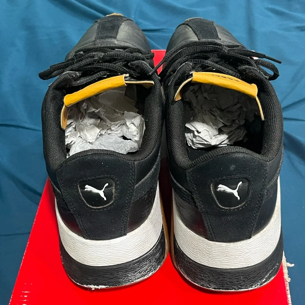 Puma - Picture 4 of 7